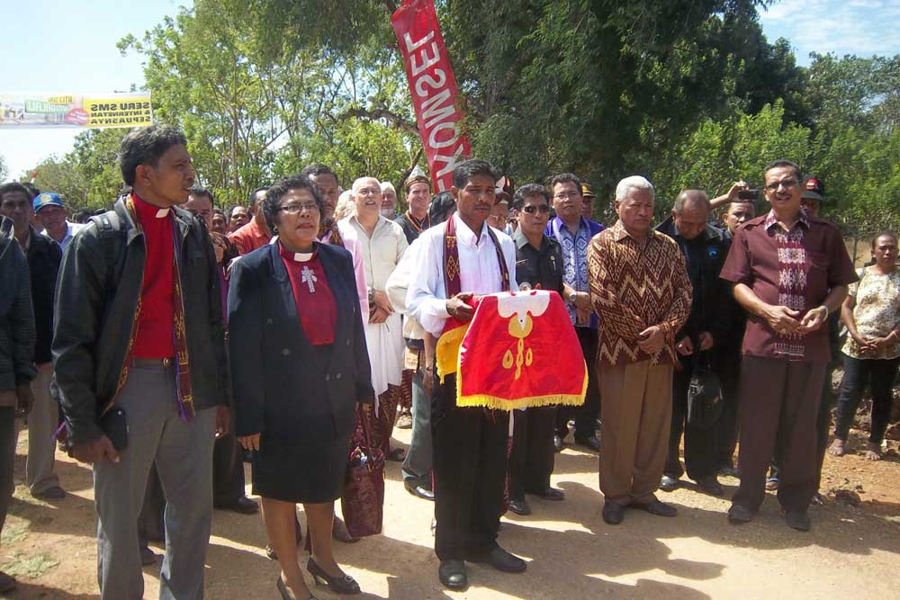 Government and church leaders at the Helong Scripture Celebration