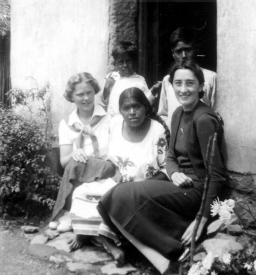 Eunice Pike and Florrie Hansen working in a village in Mexico.
