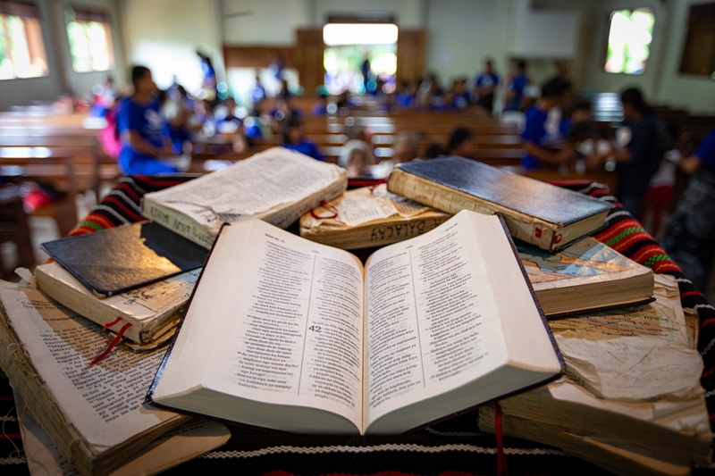 Celebrating the Complete Isnag Bible!