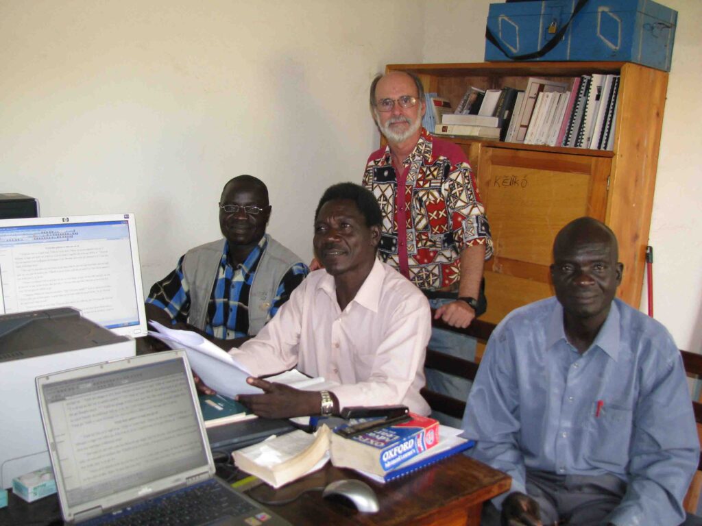 May 2008: Consultant Wes Ringer helps the translation team.