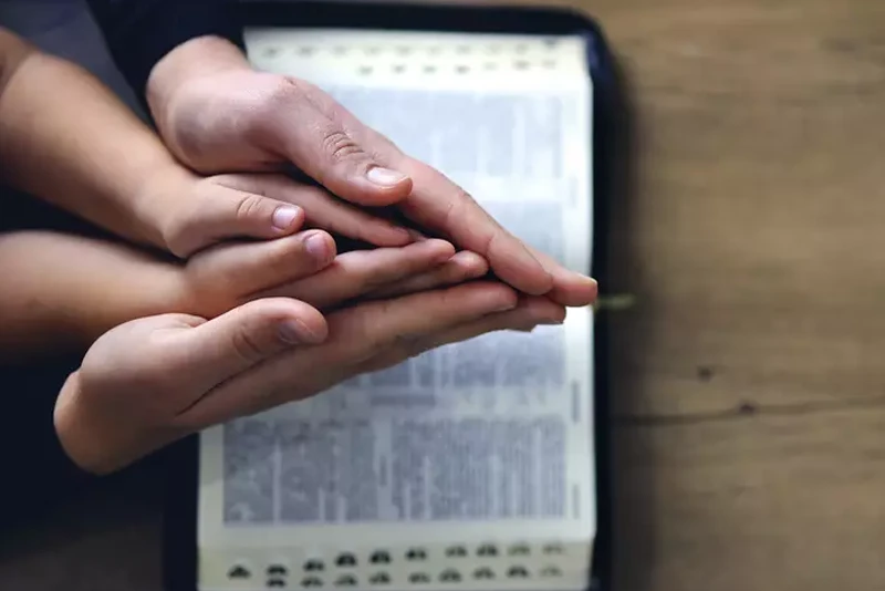 5 Ways to Apply the Bible to Our Everyday Lives