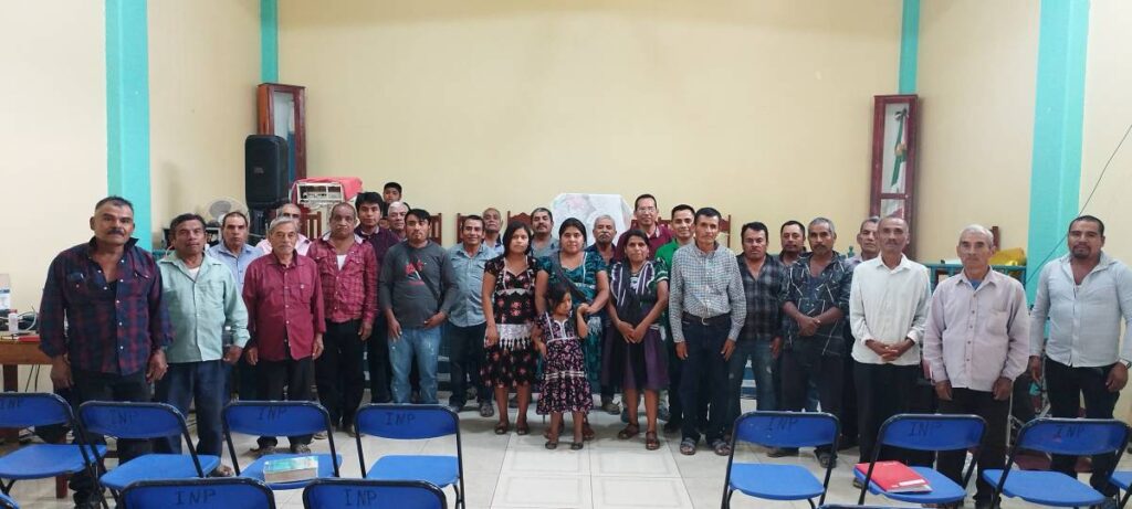 Descubre Mexico project staff group photo.
